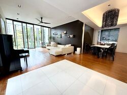 Three Three Robin (D10), Apartment #522548581